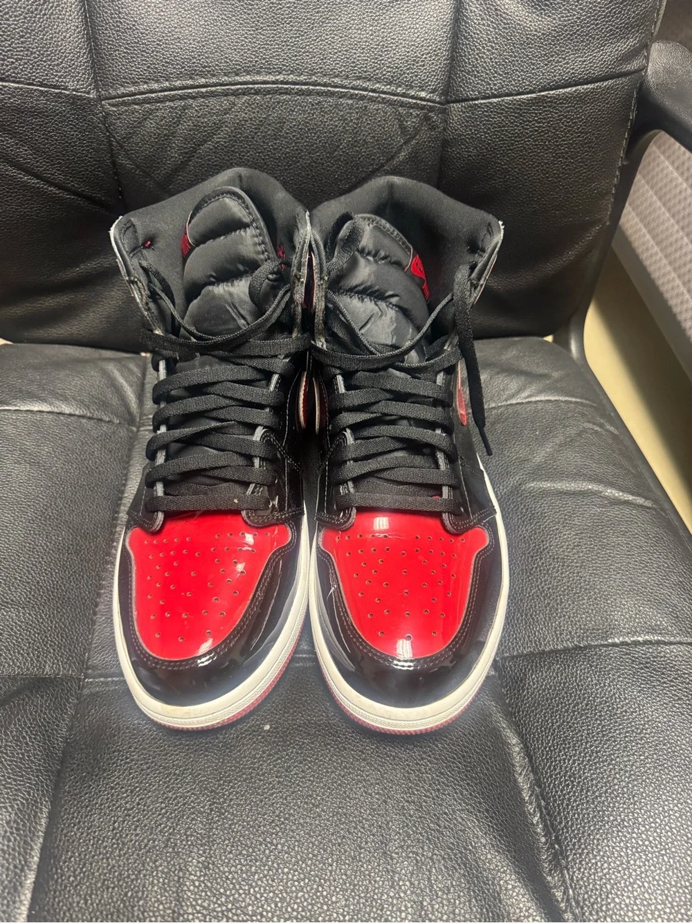 Jordan Men’s Air Jordan 1 High Black/Red Patent Leather